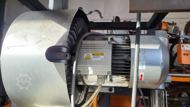 Dry air dryer with vacuum pump Motan ADC 200/10/20