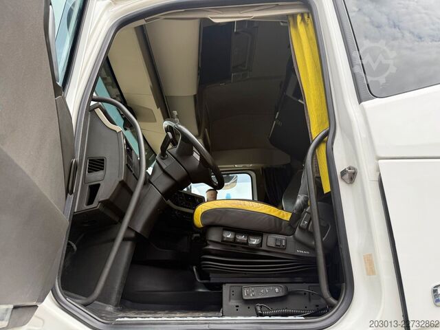 Standard SZM VOLVO 650 6x4 EURO 6 Sattelzugmaschine