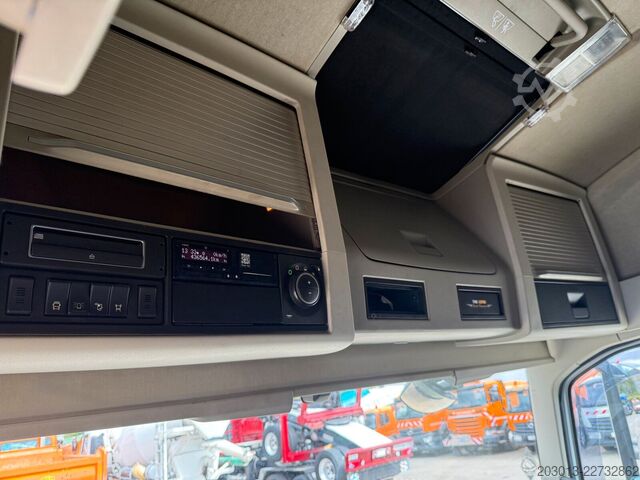 Standard SZM VOLVO 650 6x4 EURO 6 Sattelzugmaschine