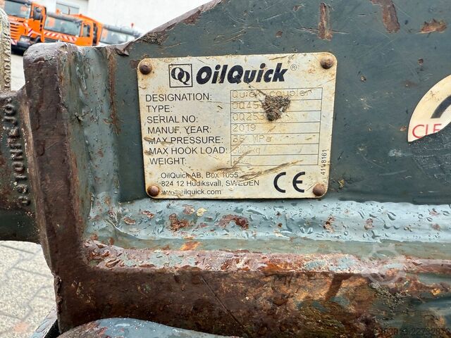Kettenbagger BOBCAT E55 Tiltrotator / 5.100 h