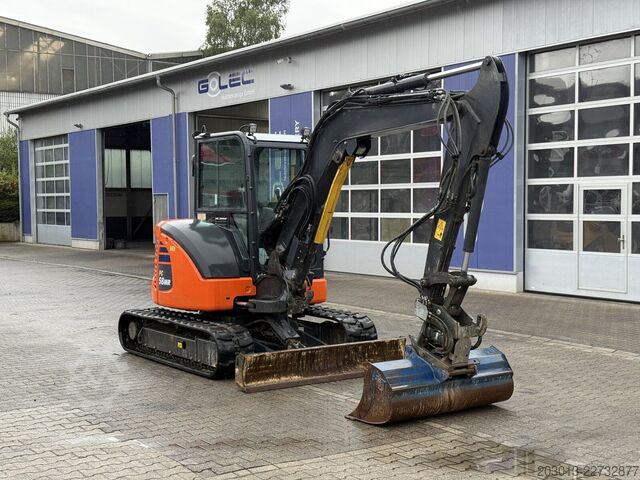 Kettenbagger KOMATSU PC58MR-5E0 Tiltrotator / 1.443 h
