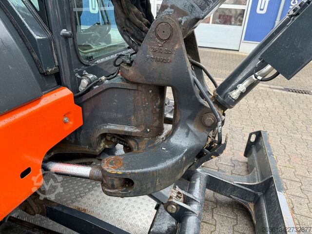 Kettenbagger KOMATSU PC58MR-5E0 Tiltrotator / 1.443 h