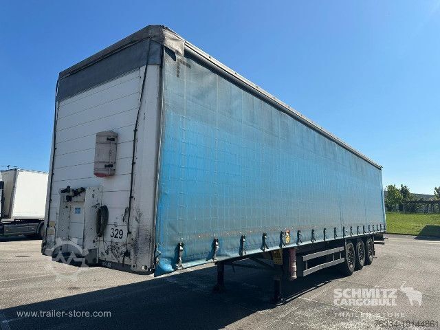 Open semitrailer with tarp Schmitz Cargobull Semitrailer Curtainsider Standard