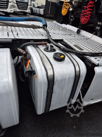 Gefährliche Stoffe DAF XF 480 FT SPACE CAB ADR ZF INTARDER