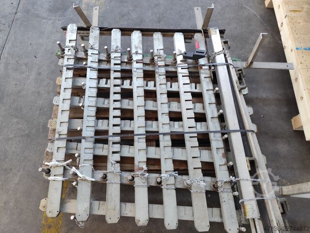 Halbautomatischer Neuglas Entpalettierer BEYER / KETTNER BEYER / KETTNER 