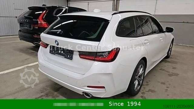 Minibus BMW 320 d xDrive Business Navigation PDC