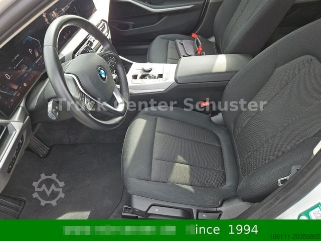 Minibus BMW 320 d xDrive Business Navigation PDC