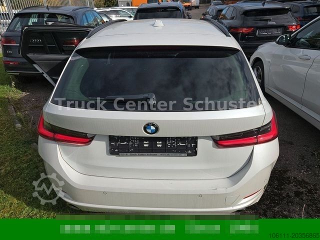 Minibus BMW 320 d xDrive Business Navigation PDC