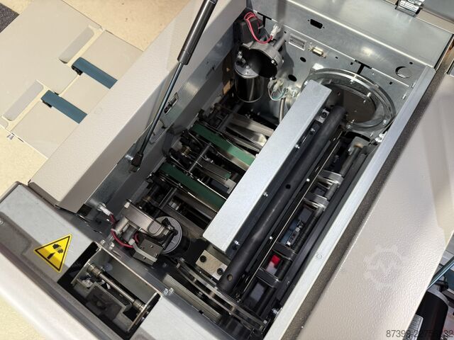 Document finishing system Plockmatic PBM350