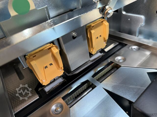 Document finishing system Plockmatic PBM350
