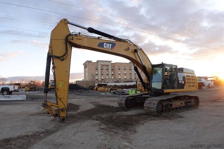 Crawler excavator Caterpillar 349FL