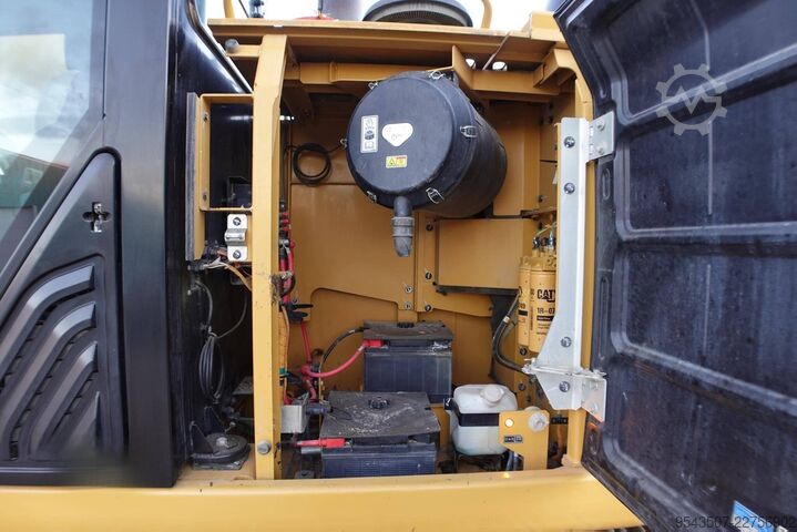 Crawler excavator Caterpillar 349FL