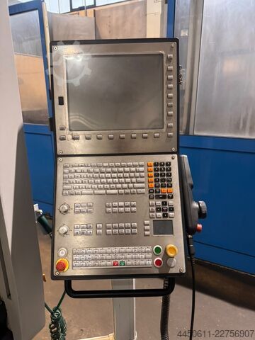 Vertical machining center DOOSAN DVF 5000