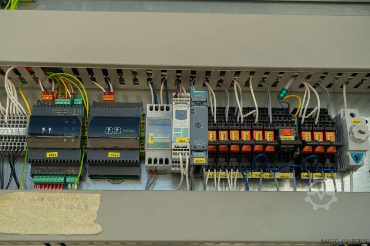 Chiller New Aircooled chiller CLIMAVENETA I-FX(1+I) CA 2722 700.2 kW