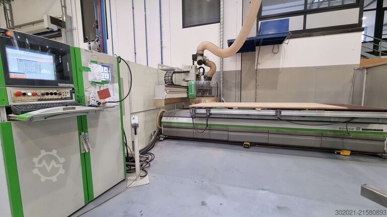 CNC-Bearbeitungszentrum BIESSE ROVER B 7.40 FT