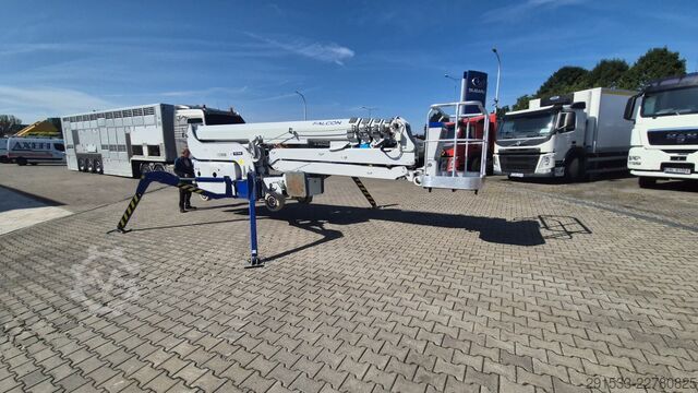 Mobile work platform Falcon Lifts FS290 - 1 OWNER- ONLY 100MTH