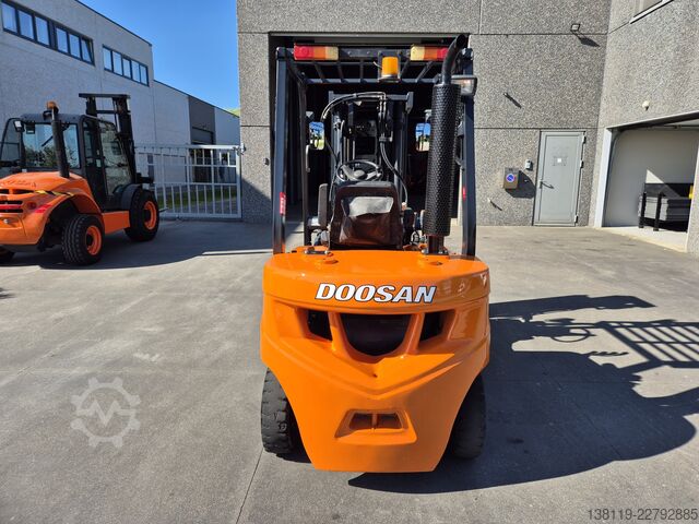 Gabelstapler DOOSAN D25