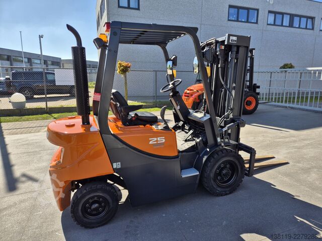 Gabelstapler DOOSAN D25