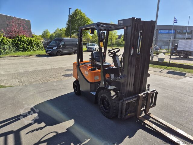 Gabelstapler DOOSAN D25