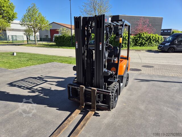 Gabelstapler DOOSAN D25
