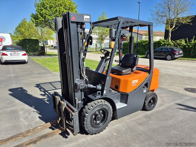 Gabelstapler DOOSAN D25