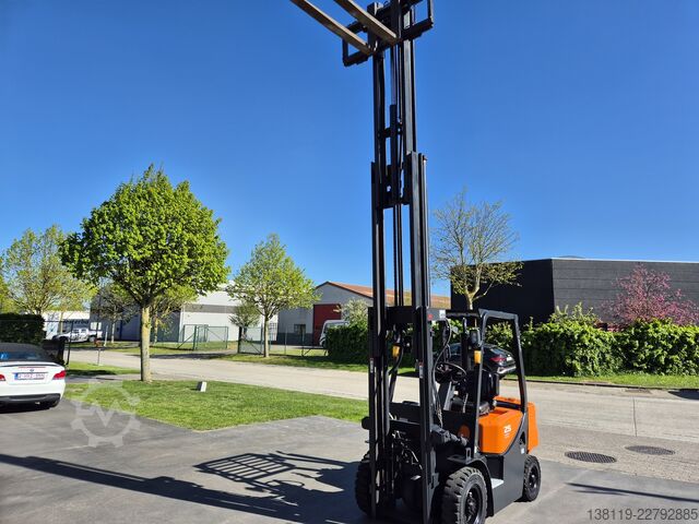 Gabelstapler DOOSAN D25