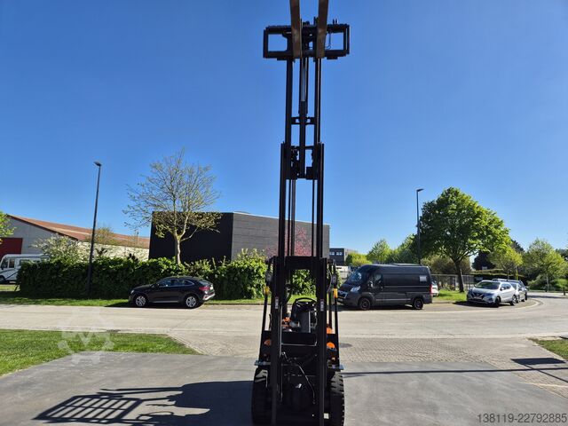 Gabelstapler DOOSAN D25