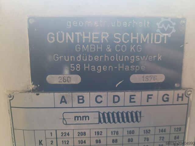 Leit-/Zugspindeldrehmaschine Fritz Kern D 500