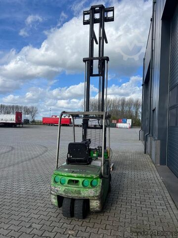 Gabelstapler CESAB Blitz 316, electrisch, Triplexmast, ss