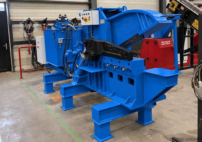 Crocodile Shear Moros HF-30