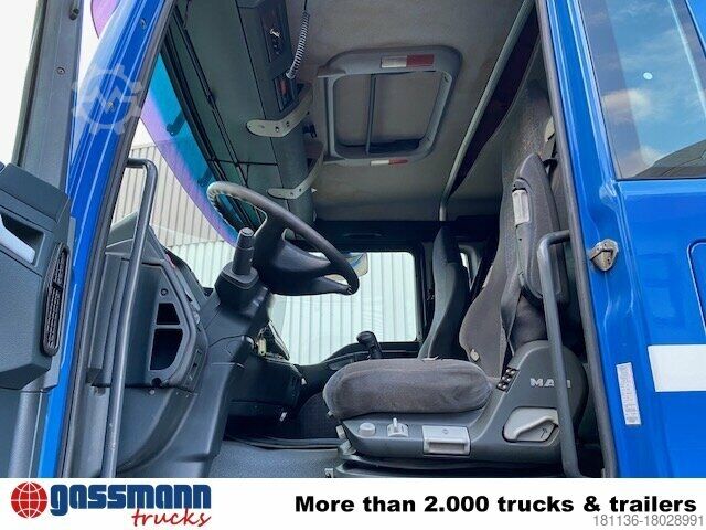 Truck chassis MAN TGA 26.480 6x4 FDLK, Winterdienstausstattung