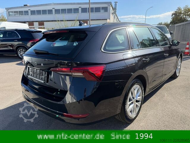 Kleinbus SKODA Octavia Combi Ambition
