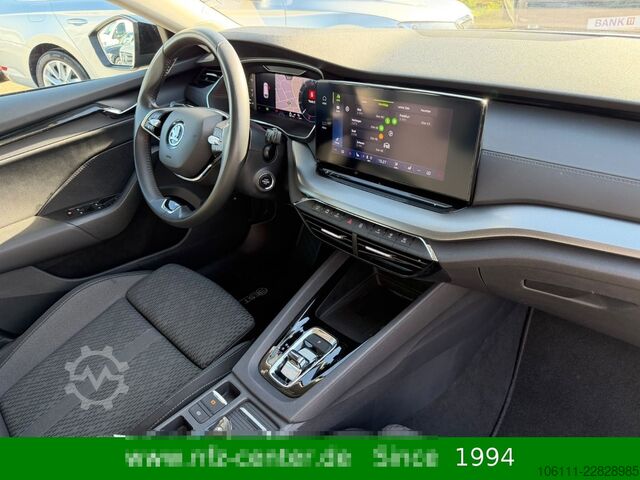 Kleinbus SKODA Octavia Combi Ambition