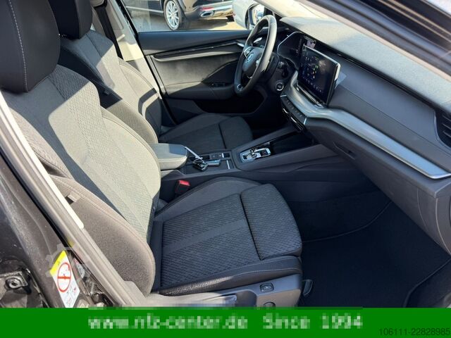 Minibus SKODA Octavia Combi Ambition