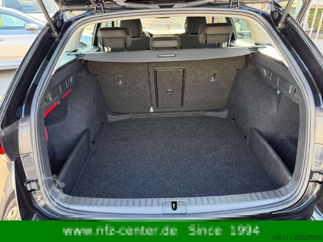Minibus SKODA Octavia Combi Ambition