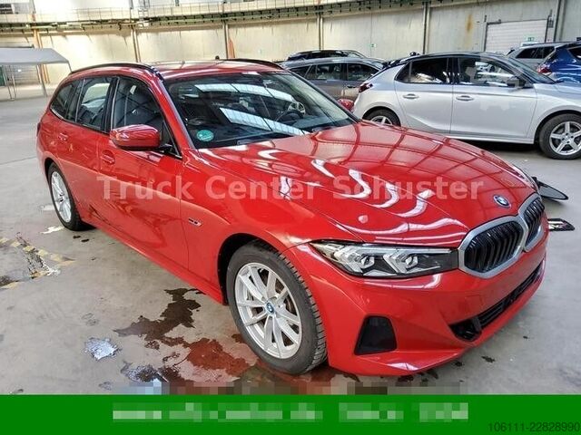 Kleinbus BMW 330 3 Touring Kunstleder