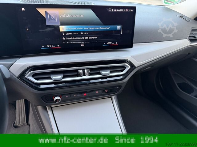 Minibus BMW 330e Touring WIDESCREEN/Leder/Driving Assistant