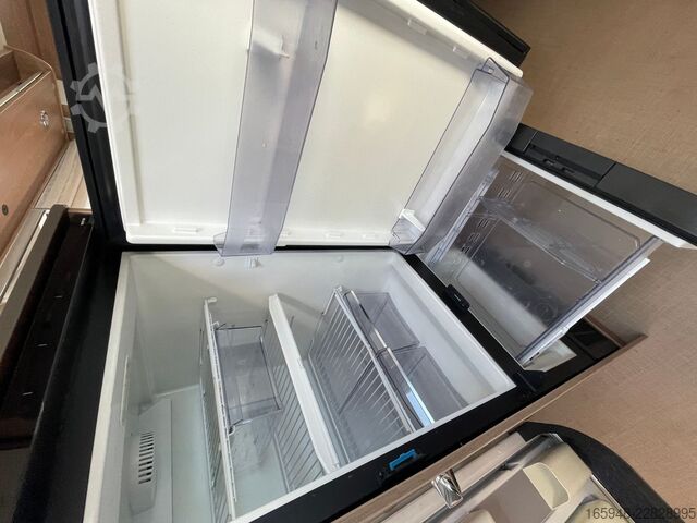 Teilintegriertes Wohnmobil BÜRSTNER 644 G LYSEO FREISTAAT TD HL | *wenig KM*3,85t*
