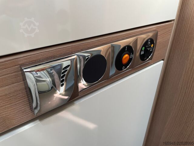 Teilintegriertes Wohnmobil BÜRSTNER 644 G LYSEO FREISTAAT TD HL | *wenig KM*3,85t*