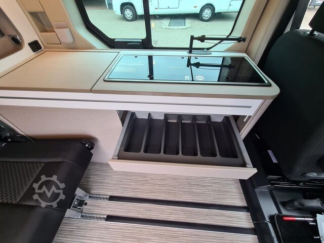 Kastenwagen Wohnmobil / Campervan BÜRSTNER Playa Limited 500 *150 PS*Safety Paket*LED*AHK*