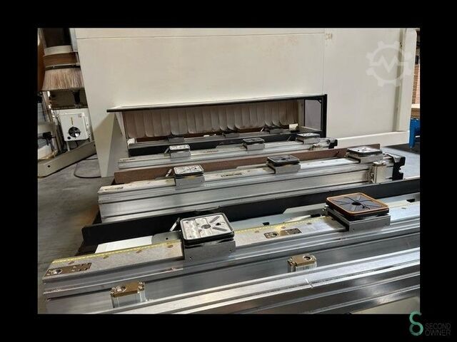 CNC Horizontal Bearbeitungszentren  SCM Morbidelli M600 2012 SCM Morbidelli M600