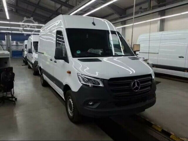 Kastenwagen hoch Mercedes-Benz Sprinter 317 CDI Hochdach L2H2 Pro