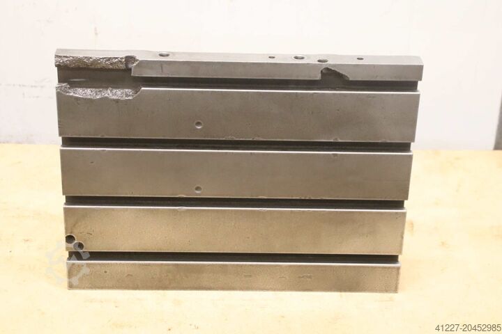 Aufspannwinkel mit T Nuten Guss 535/250/H400 mm