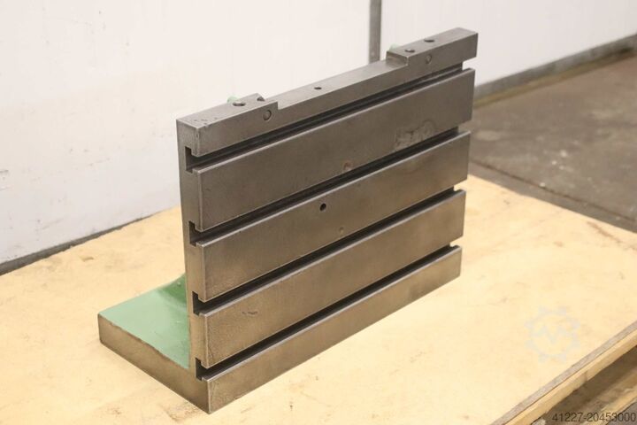 Aufspannwinkel mit T Nuten Guss 535/250/H410 mm