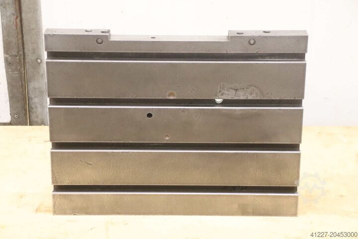 Aufspannwinkel mit T Nuten Guss 535/250/H410 mm