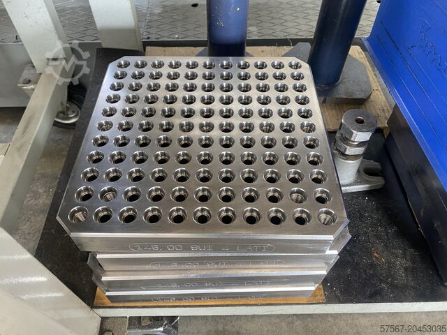 CNC-Universal-Bohr- und Fräsmaschine Deckel Maho DMC100U duoBLOCK