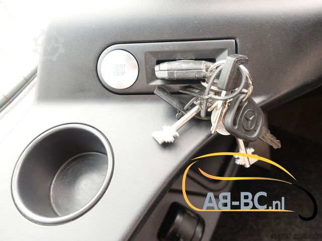 Reisebus MERCEDES-BENZ Tourismo RHD, 55 Sitze, Euro 6, mehrere ähnliche