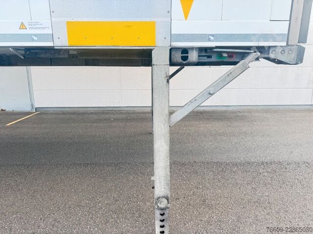 Anhänger-Wechselpritsche SCHMITZ CARGOBULL Heck Portaltüren