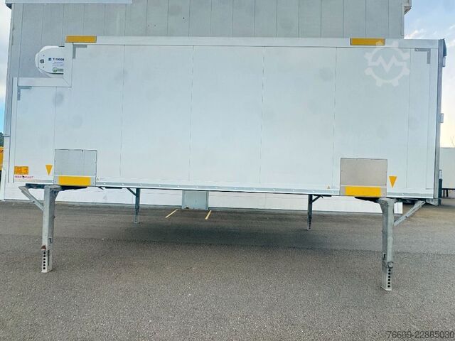 Anhänger-Wechselpritsche SCHMITZ CARGOBULL Heck Portaltüren