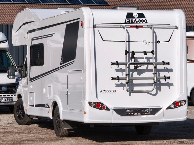Alkoven Wohnmobil ETRUSCO A 7300 DB, Navi, Markise,Fahradträger
